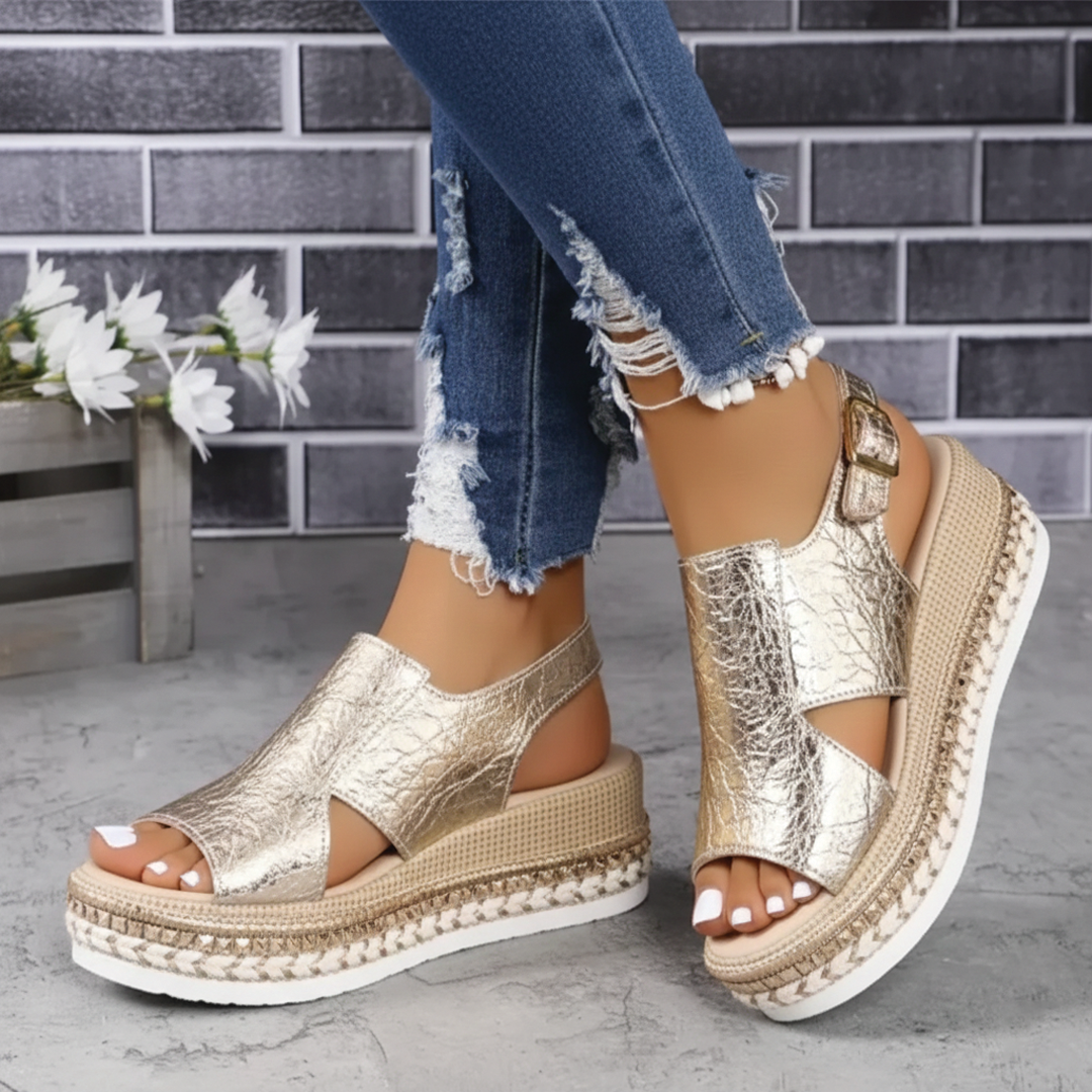 Sandra - Plattformsandaler med slingback