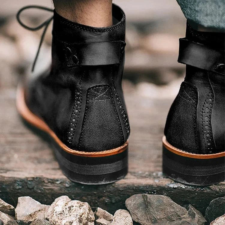 Gilmore - Skinnstøvler i rustikk stil