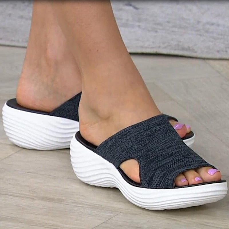 Bella - elastiske sandaler